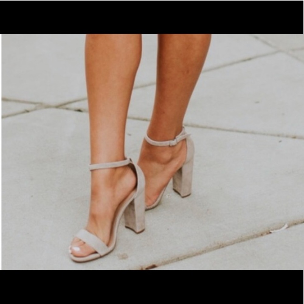 NWT Vince Camuto Mariana Ankle Strap Sandal